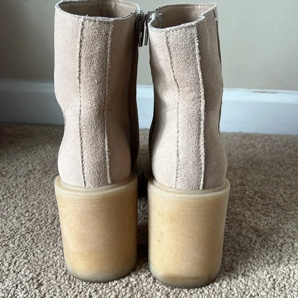 Dolce Vita Tan Suede Gum Sole Heeled Ankle Boots - Picture 6 of 9